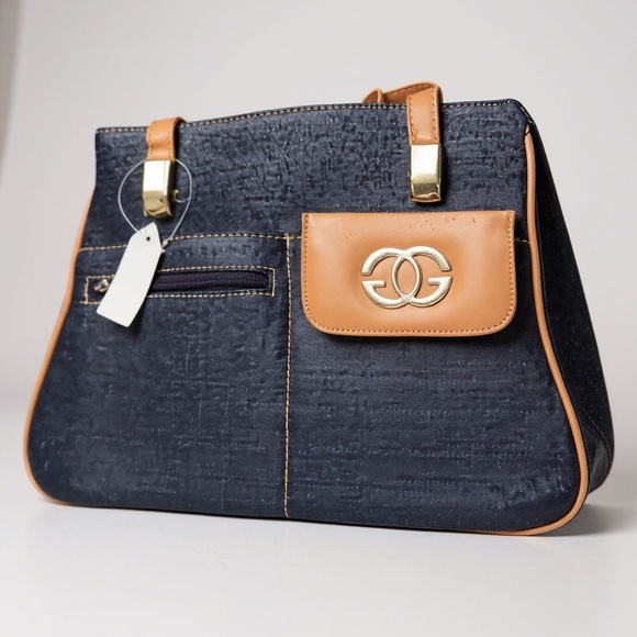 NWT Blue Jean G shoulder bag Chic Black and Tan Designer Handbag - Picture 8 of 9